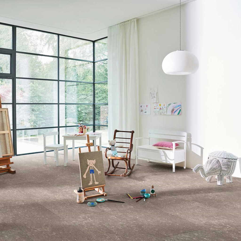 Granito Gris Perla - Vinílico Parador Modular ONE Baldosa Grande ambiente sala