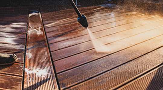 Limpieza y cuidado de las Tarimas de Exterior de Madera