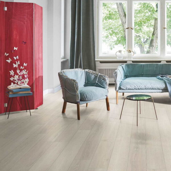 Roble Skyline Blanco 4V - Laminado Parador Classic 1050 ambiente salón