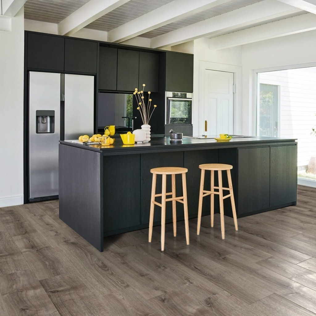 Roble Valere Oscuro Calizo - Laminado Parador Hydron 600 ambiente cocina