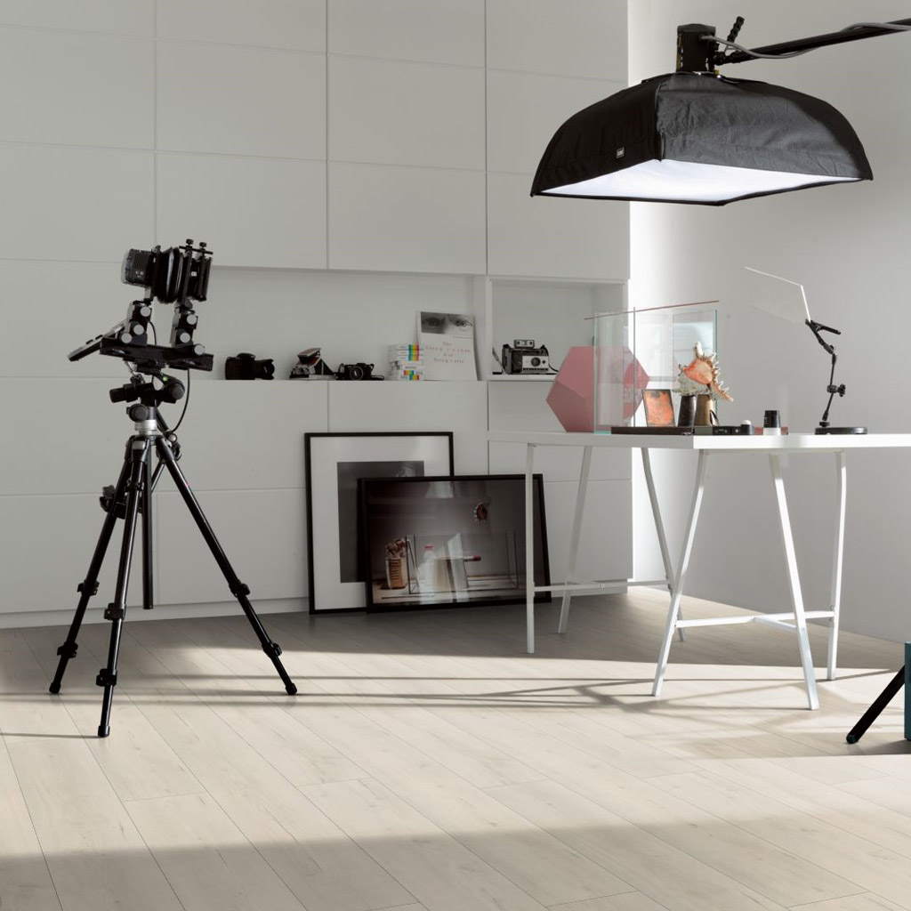 Roble Loft Blanco XXL/AC5 - Laminado Parador TrendTime 6 ambiente estudio
