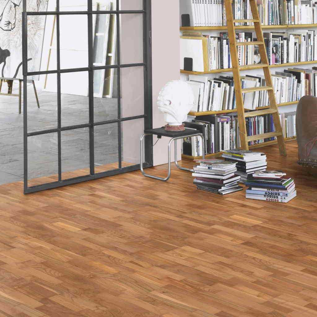 Cerezo Europeo Vaporizado 3L - Madera Multicapa Parador Classic 3060 ambiente estudio