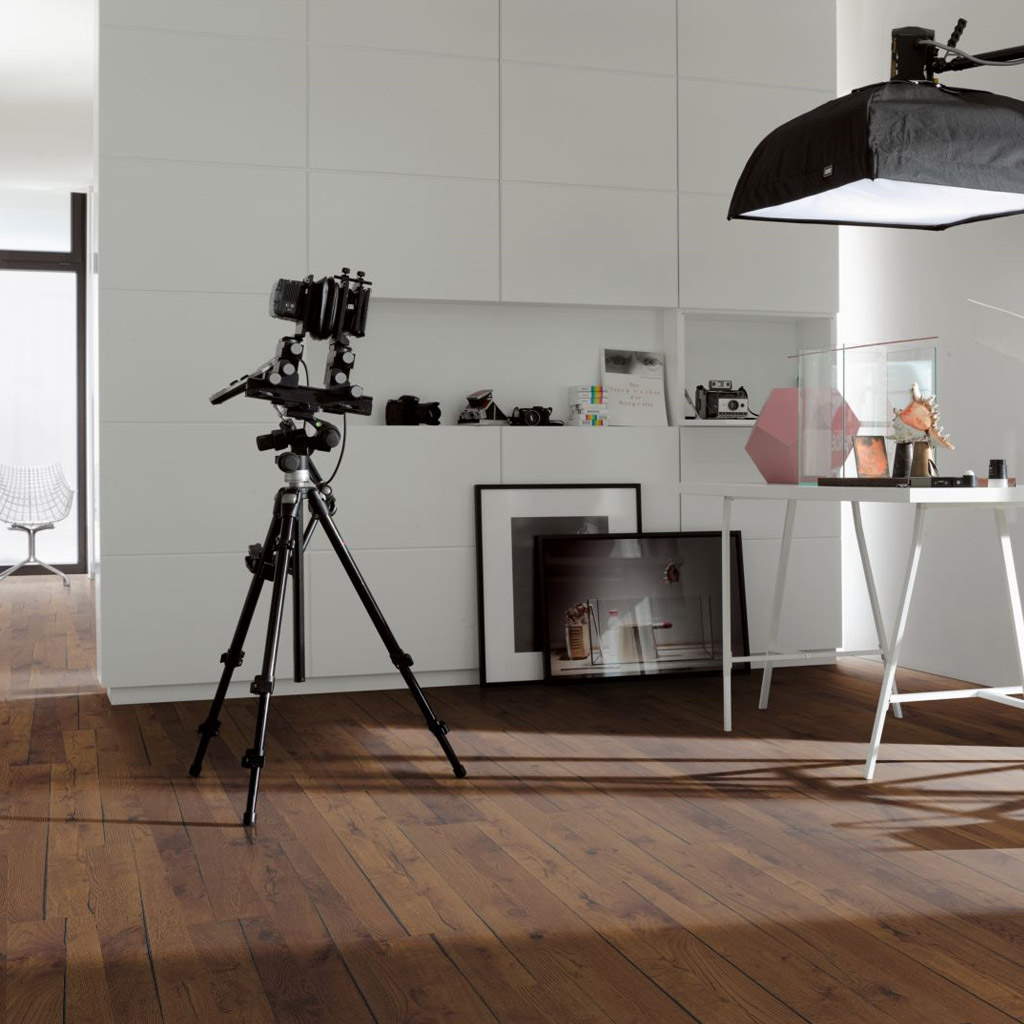 Roble Smoked Tree Plank - Madera Multicapa Parador Trendtime 8 ambiente estudio